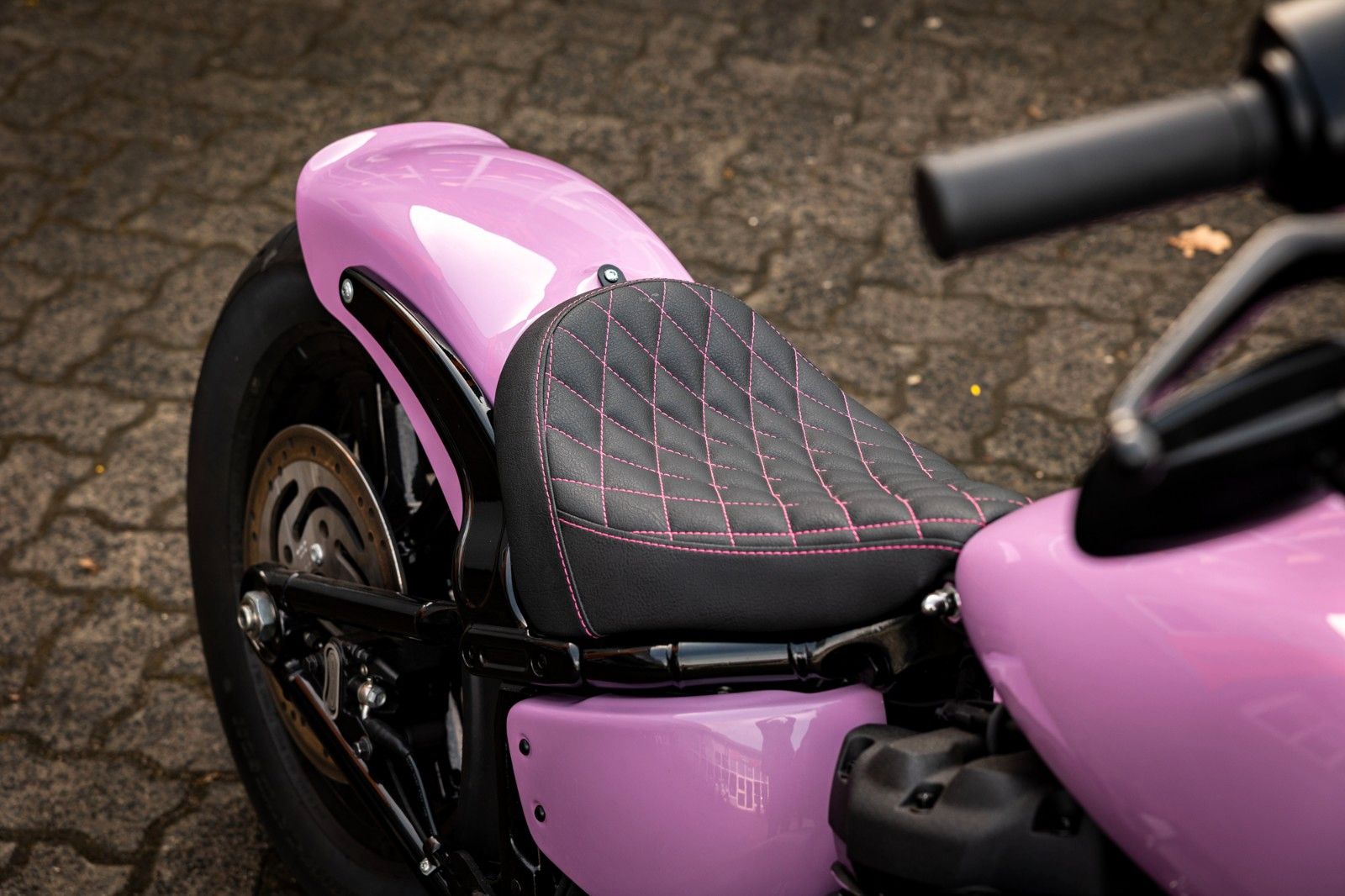 Fahrzeugabbildung Harley-Davidson Softail FXBBS Street Bob - ZARD- KURZES HECK -