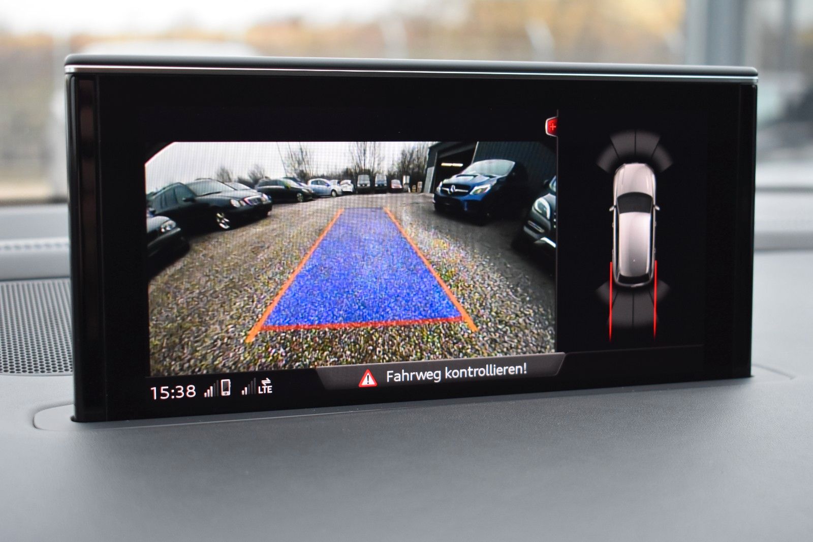 Fahrzeugabbildung Audi SQ7 4.0 TDI V8 quattro HUD Matrix Bose