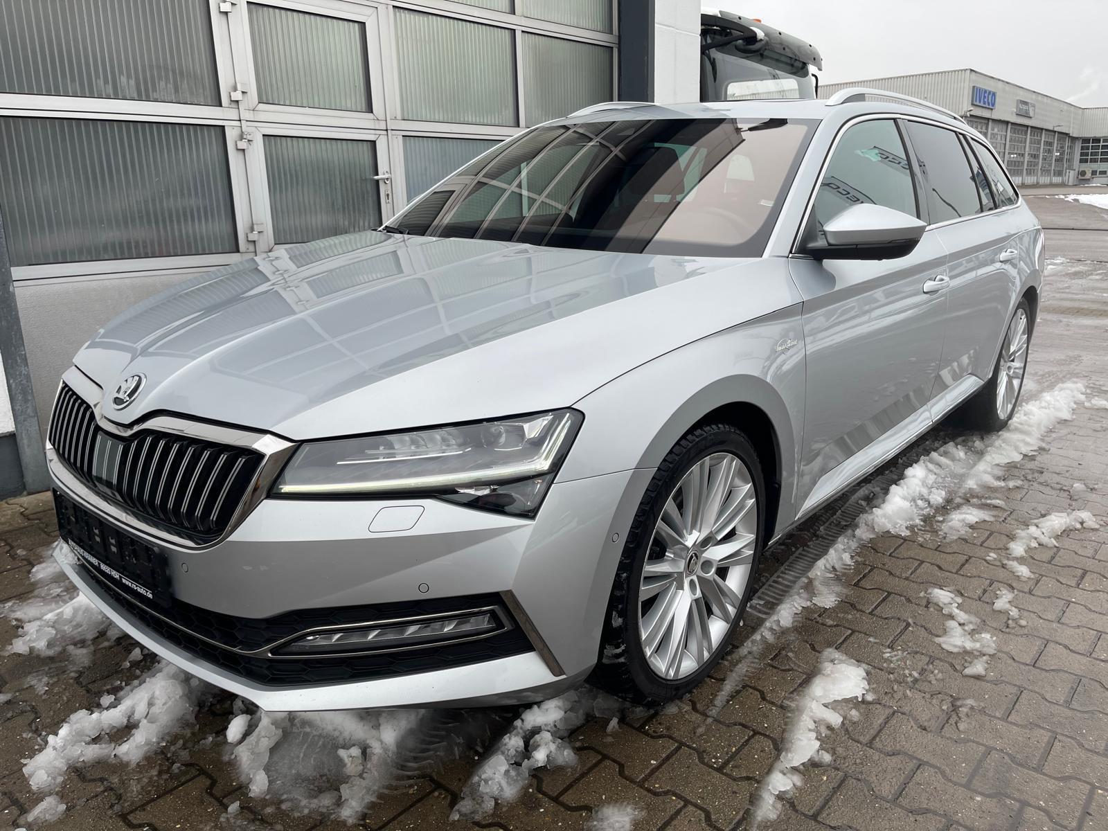 Skoda Superb Combi L&K 4x4/1.HD/MWST/NAVI/KAMERA/eSD