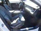 Volvo V60 T5 R-Design PDC LED NAVI AHK CAM - Volvo V60: R Design