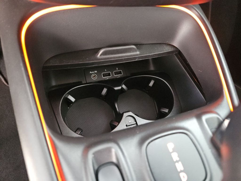 Fahrzeugabbildung Smart EQ ForTwo Pano Tempomat Navi LED SHZ SpurH KAM