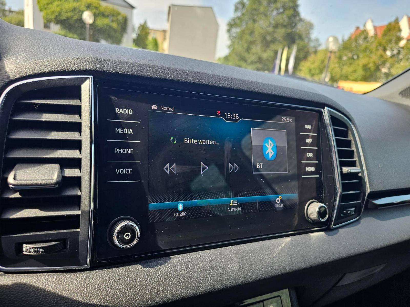 Skoda Karoq 1.5 TSI DSG Sportline+NAVI+ACC+eKLAPPE+AHK