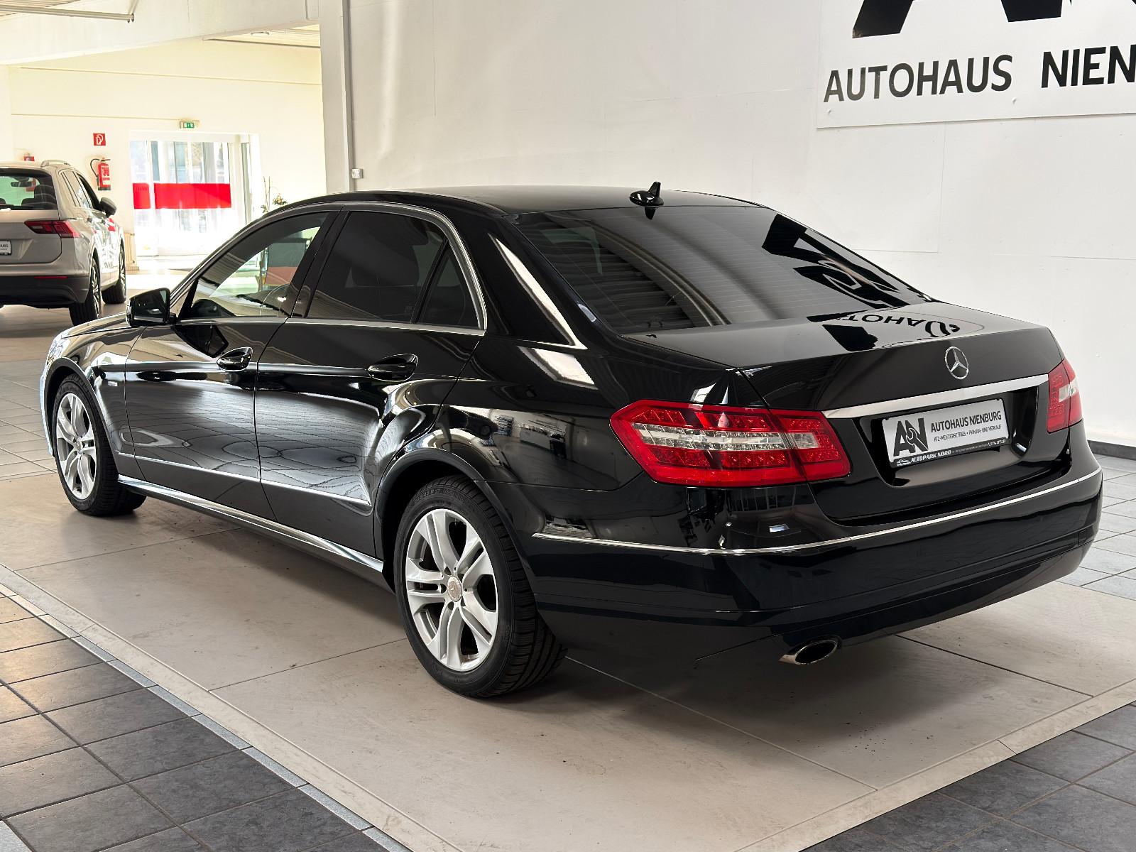 Mercedes-Benz E 200 Avantgarde, TÜV NEU,Automatik, Navi, Xenon