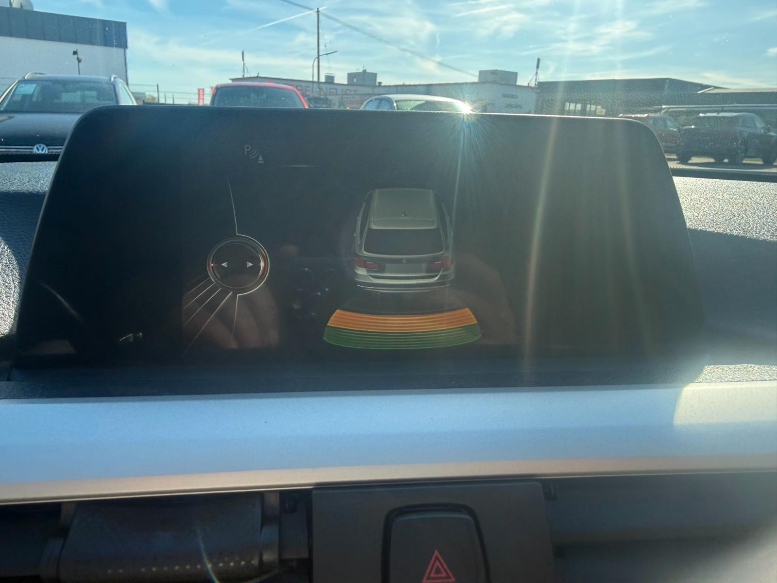 BMW 318 2015 — photo 20