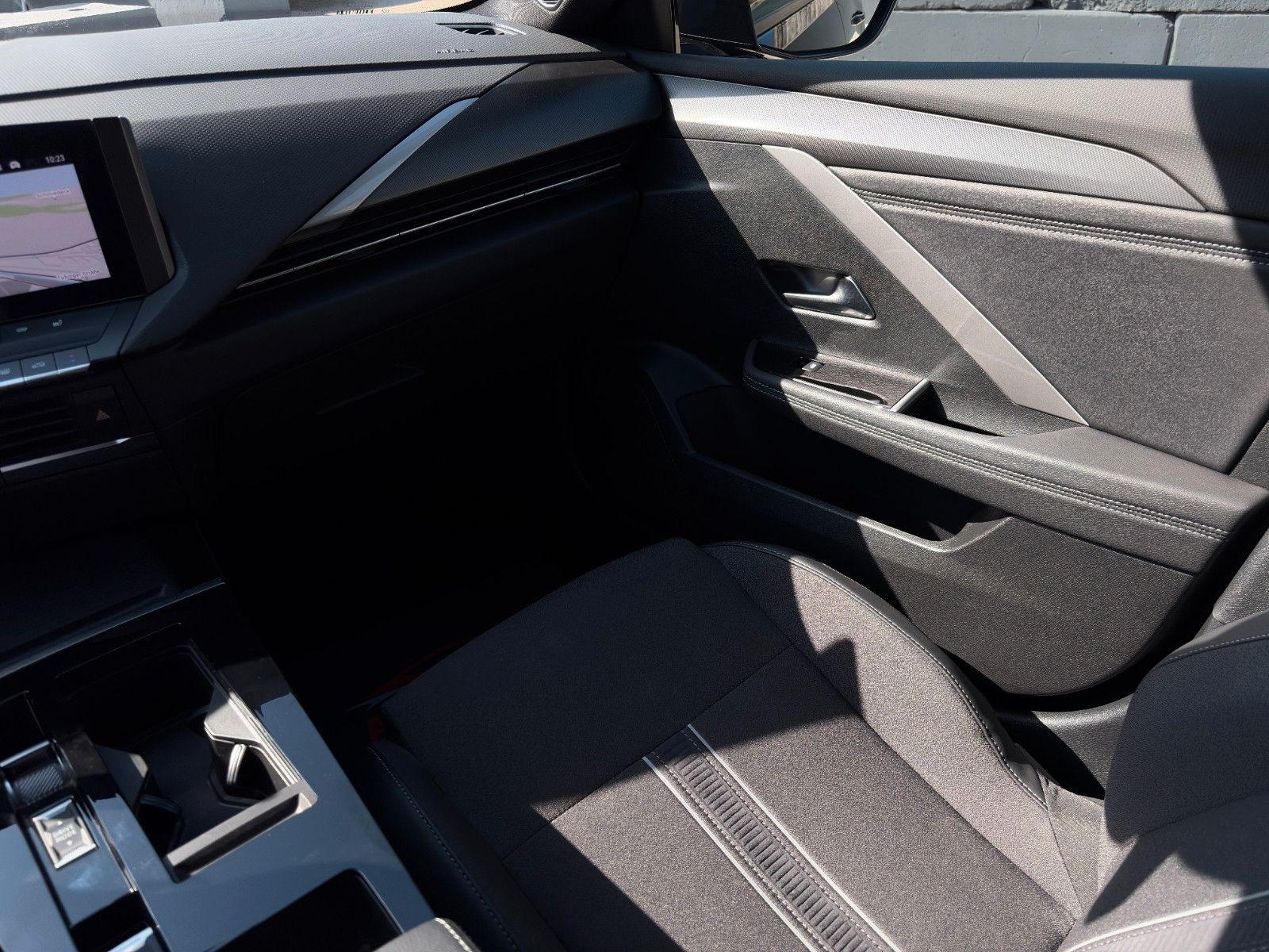 Fahrzeugabbildung Opel Astra L GS 1.2 Turbo Matrix CarPl. HuD 360° ACC