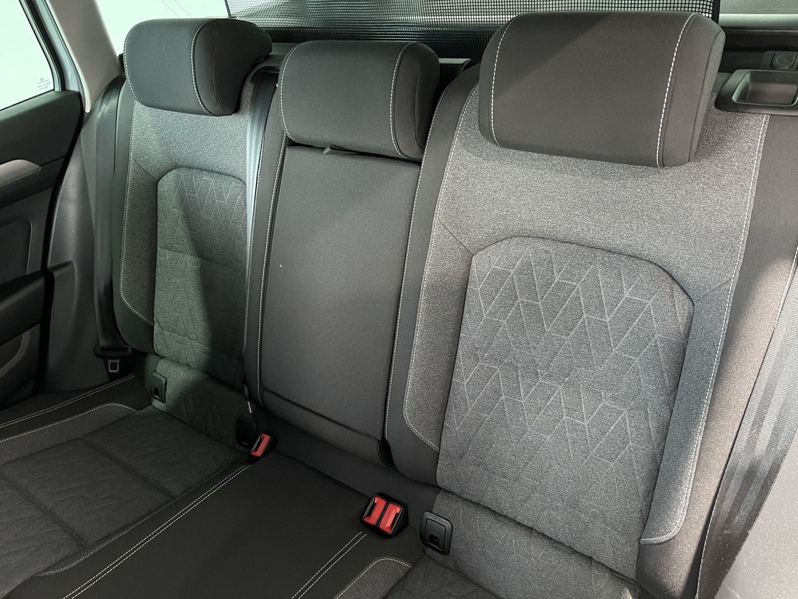 Fahrzeugabbildung Volkswagen Passat Business 2.0 TDI*LED*Cam*Navi*ACC*