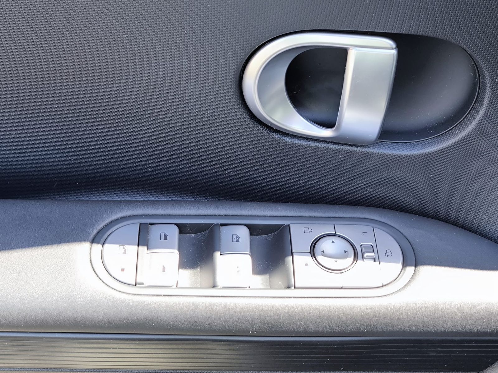 Fahrzeugabbildung Hyundai Ioniq 5 Elektro NAVI+LED+SHZ+KAMERA+ACC+AHK+19"