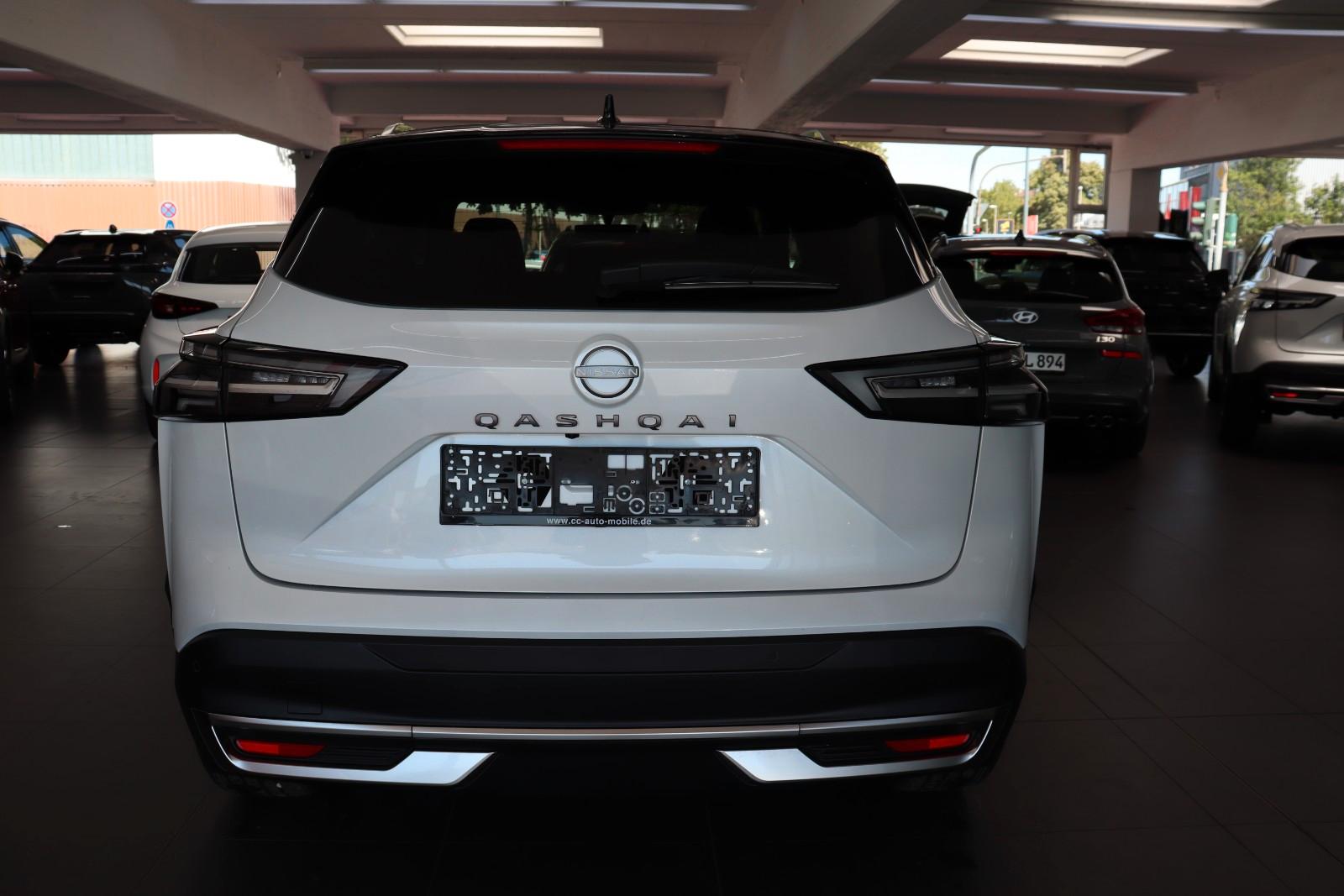 Nissan Qashqai 1.3 AT N-Connecta Navi,LED,TLeder SOFORT