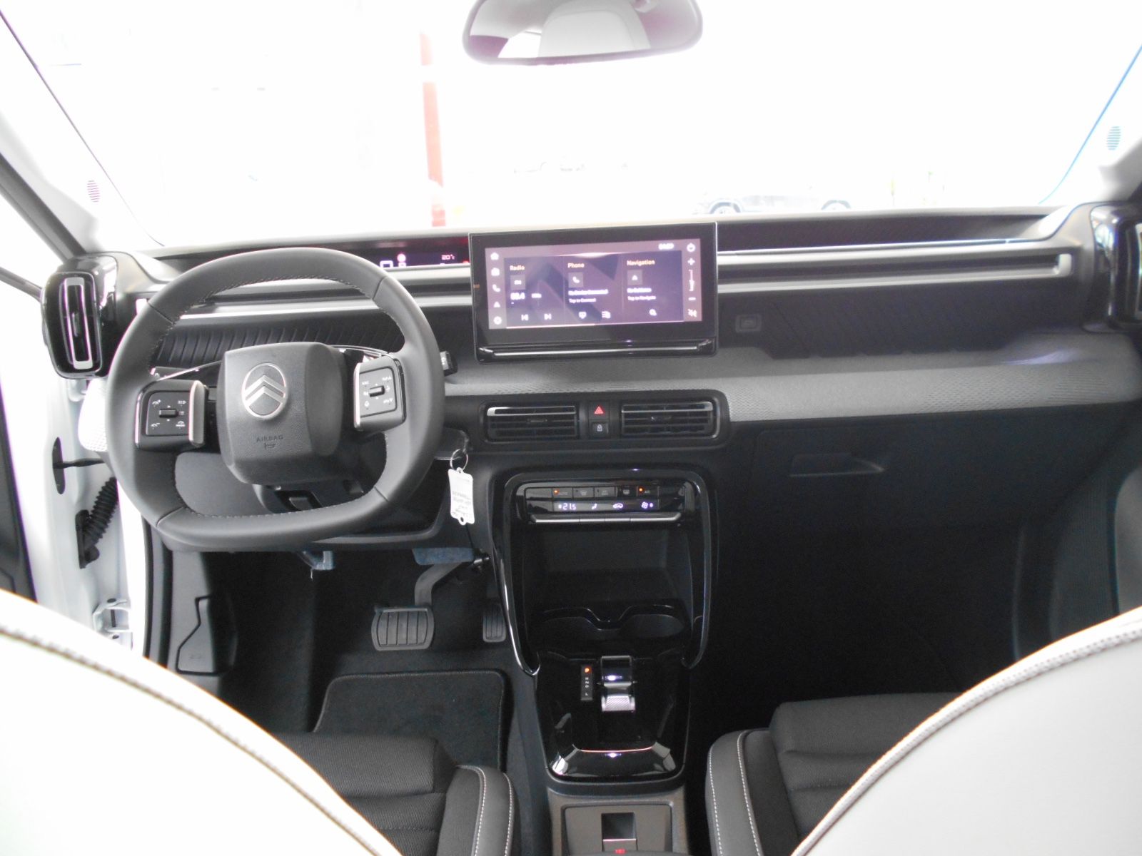 Fahrzeugabbildung Citroën C3 Aircross Hybrid 145 MAX