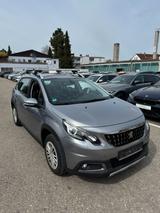 Peugeot 2008 Allure* Automatik*Klima*Tempomat*PDC* - Peugeot 2008: Kleinwagen