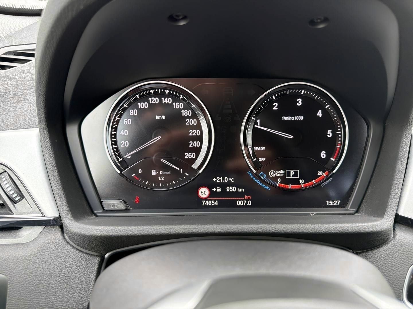 BMW X1 SDRIVE18D A Navi El. Heckklappe Mehrzonenklim foto 10