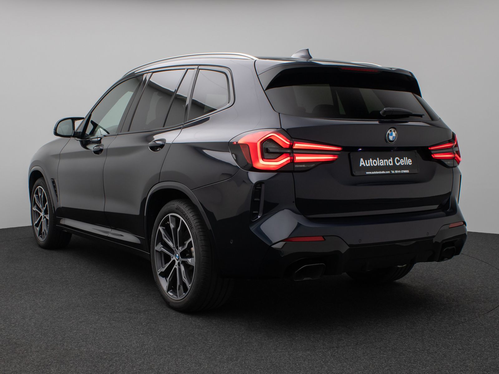 Fahrzeugabbildung BMW X3 M40i Individual HUD H/K Kamera Panorama Voll