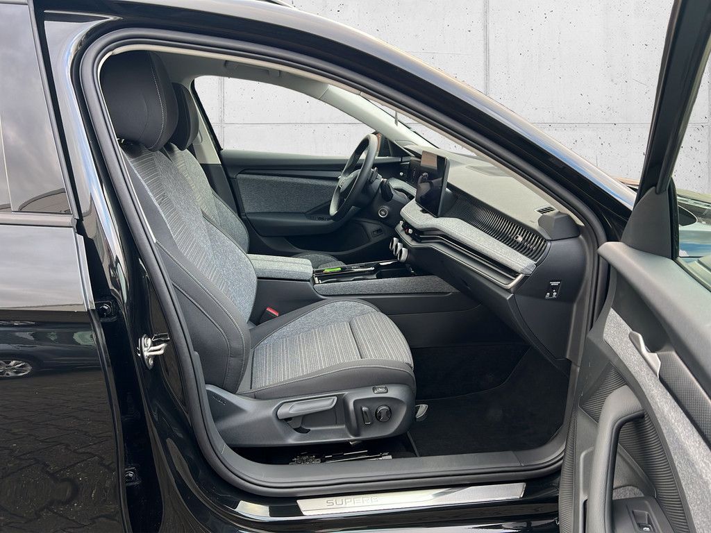 Skoda Superb - Bild 11