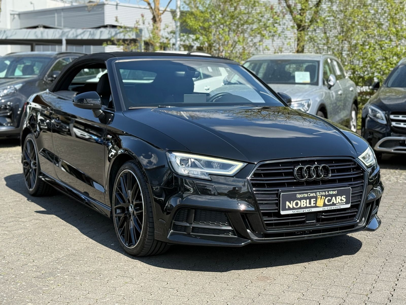 Fahrzeugabbildung Audi A3 Cabriolet 35 TFSI S line B&O ACC LED