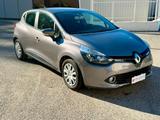 Renault Clio 1.5 dCi 8V 75CV 5 porte Costume Nat - Renault Clio R mit Diesel-Antrieb