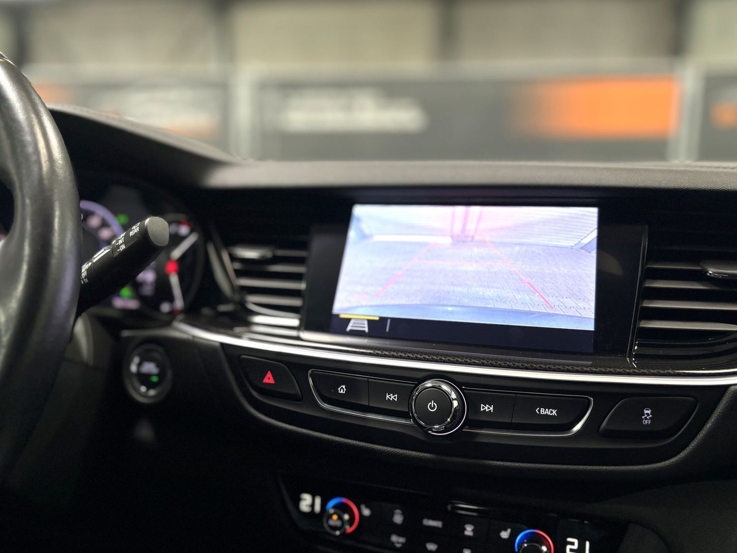 Fahrzeugabbildung Opel Insignia Elegance#LED#Spur#Ambiente#Kamera#AHK#K