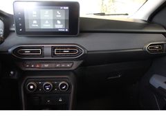 Fahrzeugabbildung Dacia Sandero III Stepway Comfort,Nur 2421 KM,Wie Neu