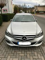 Mercedes-Benz E 200 T AVANTGARDE - Mercedes-Benz E 200 in Frankfurt (Main)