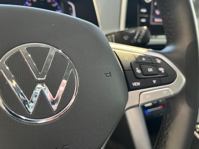 Fahrzeugabbildung Volkswagen T-ROC 1.5 TSI DSG GOAL AHK NAVI KAMERA