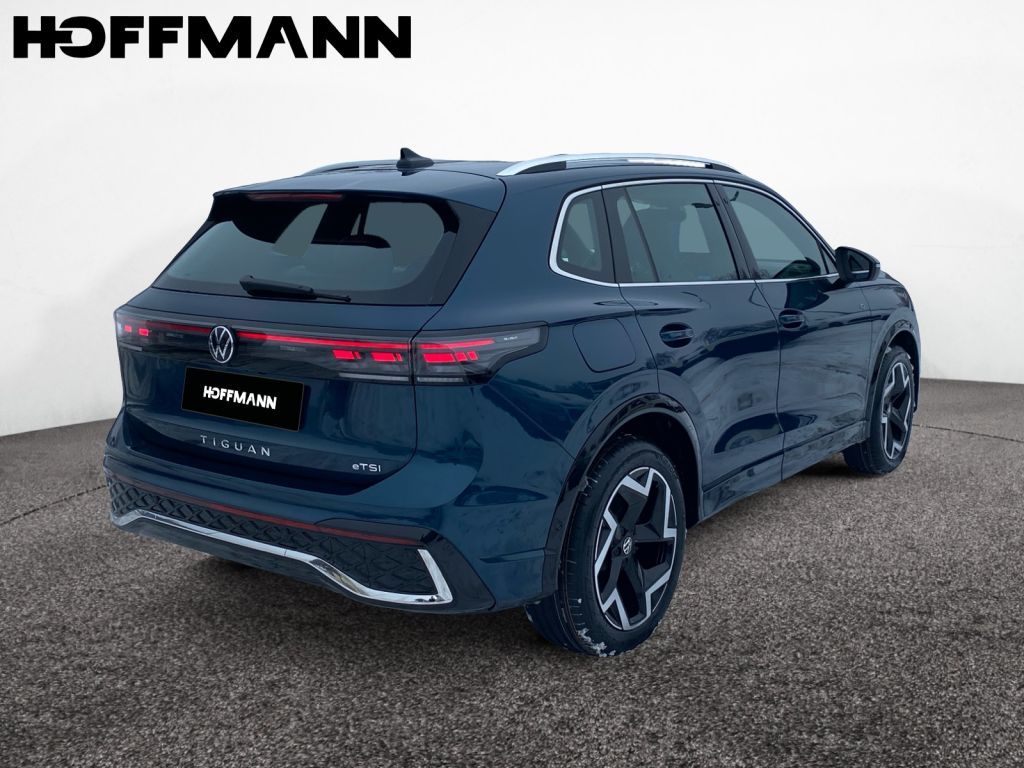Fahrzeugabbildung Volkswagen Tiguan 1.5 eTSI DSG R-Line AHZV IQ Matrix Navi