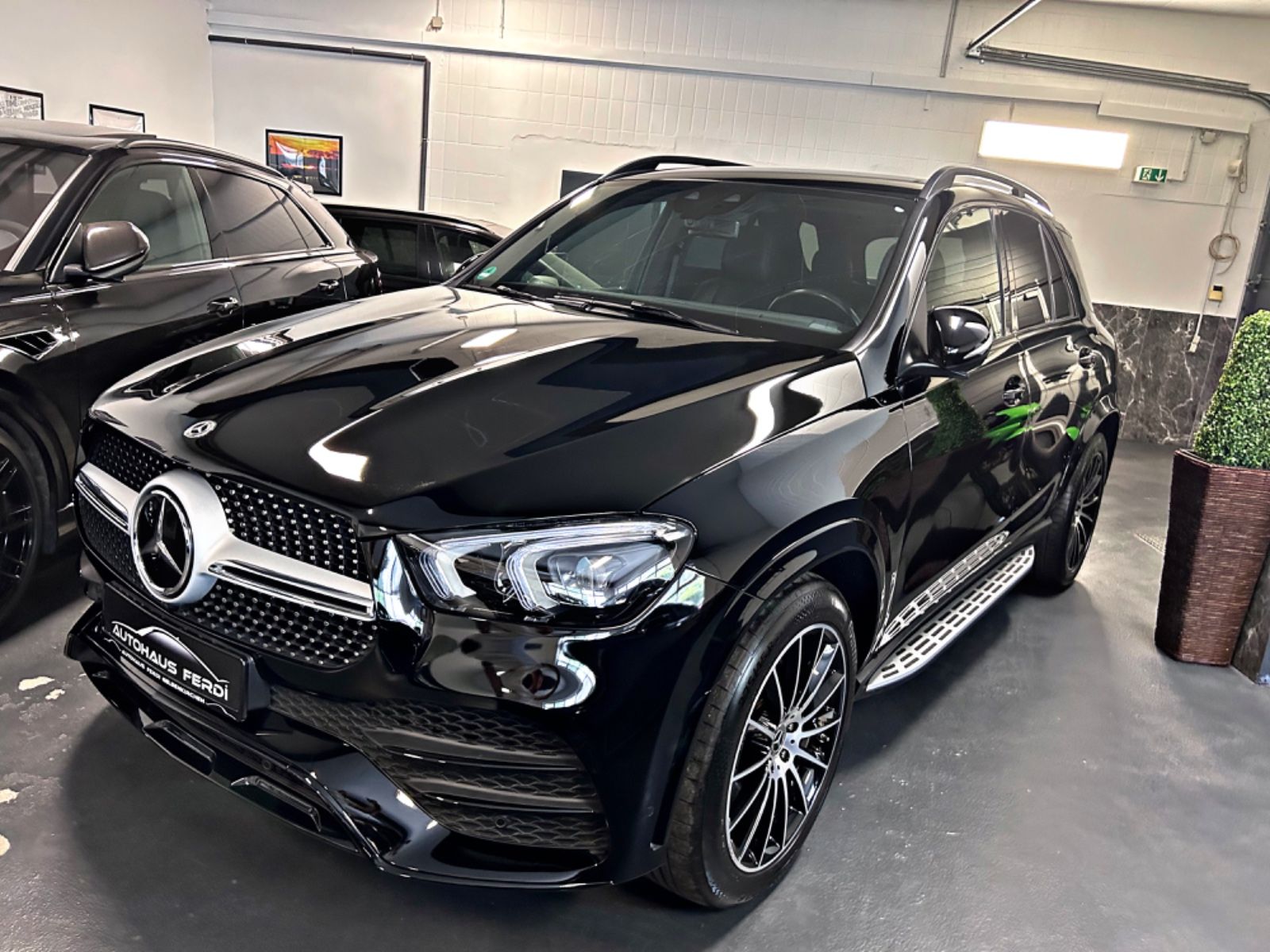 Mercedes-Benz GLE 350 de 4Matic AMG Distronic Night Paket 360° imagem 2