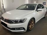 Volkswagen Passat Lim. Highline 2.0TSI Aut. LED NAVI Standh - Volkswagen Passat: 2.2
