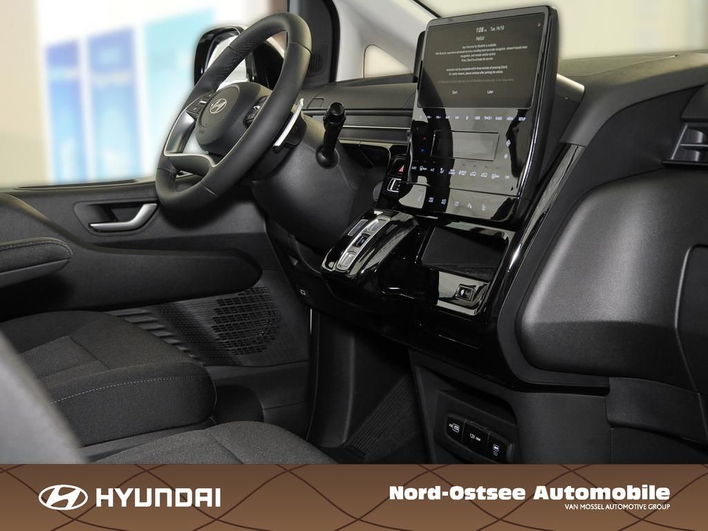 Fahrzeugabbildung Hyundai STARIA 9-Sitzer HEV TREND Easy-Access-P Park-P