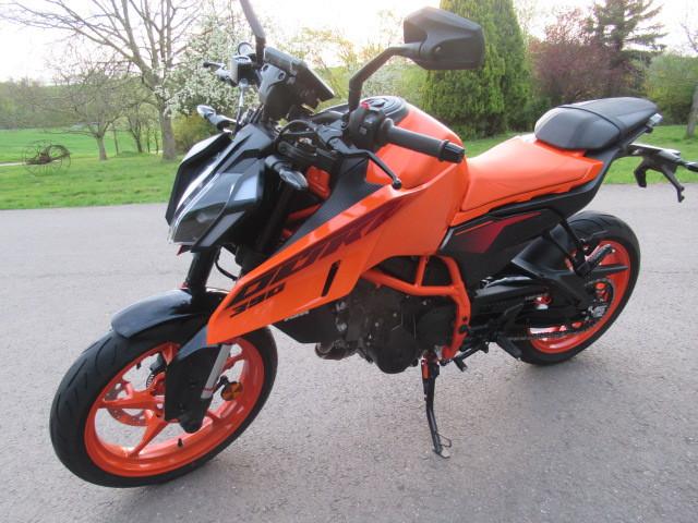 KTM 390 Duke