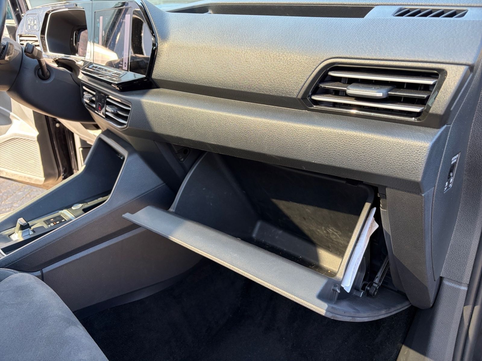 Fahrzeugabbildung Volkswagen Caddy Cargo 2.0 TDI EcoProfi*Navi*Kamera*SHZ*AHK
