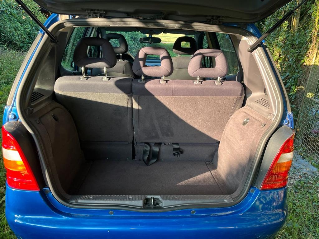 Mercedes-Benz A 160