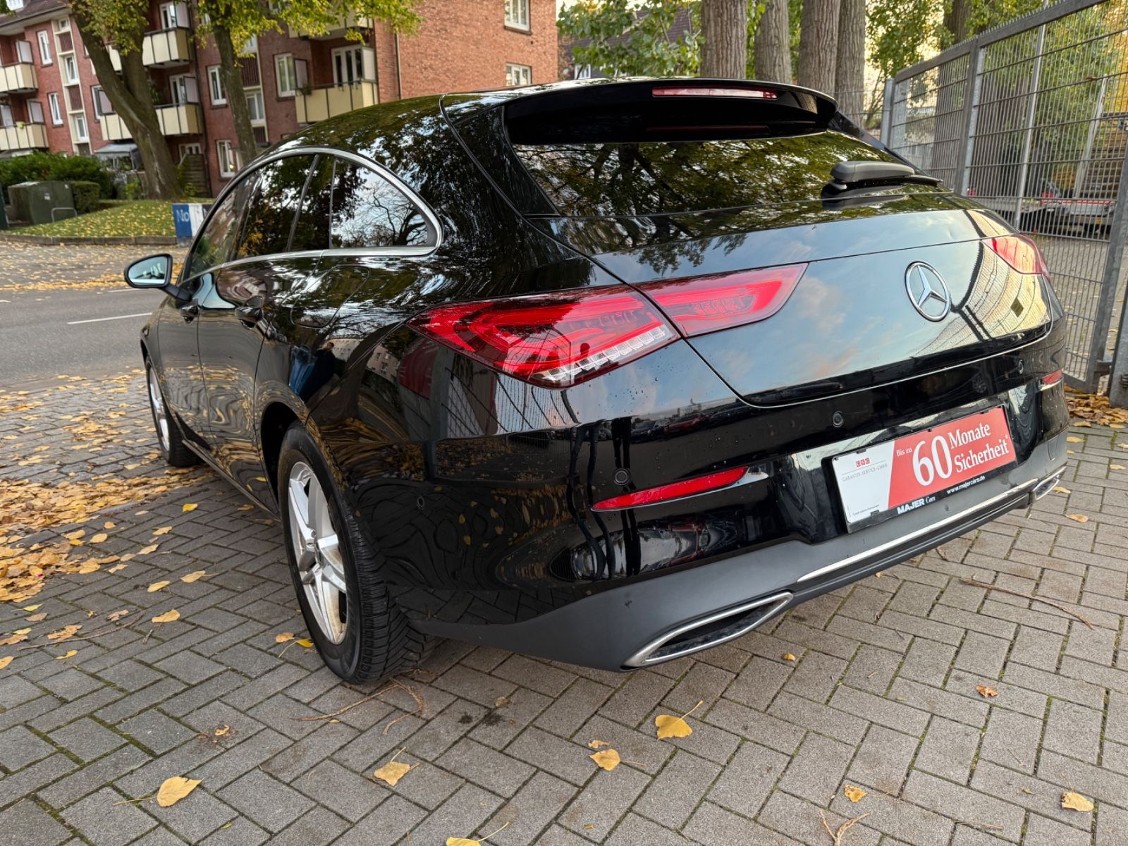 Fahrzeugabbildung Mercedes-Benz CLA 180  Shooting Brake*LED*NAVI*CAM*LEDER*SHZ