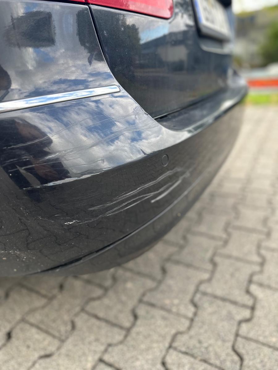 Mercedes-Benz E220 2011 — photo 8