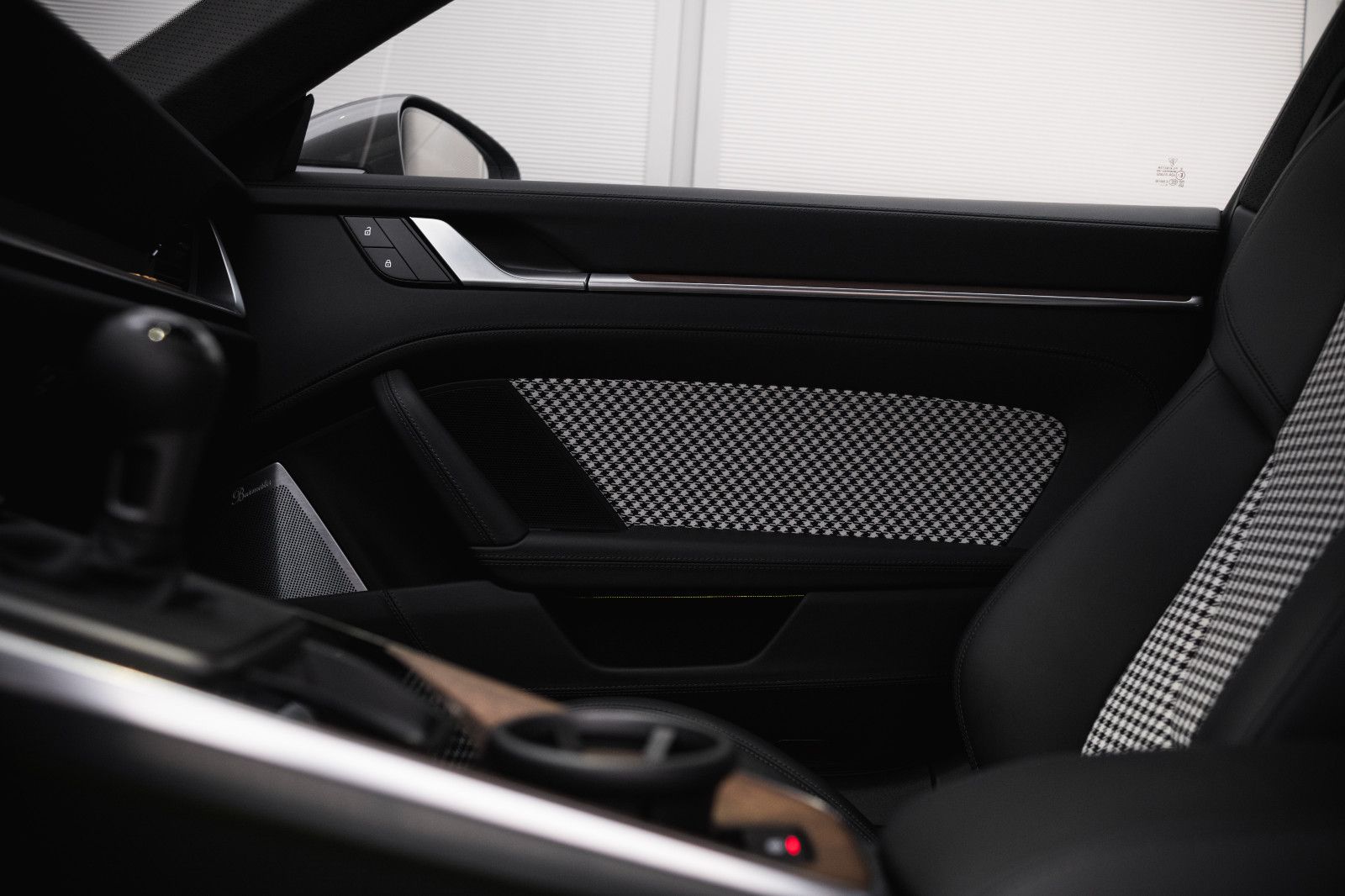 Fahrzeugabbildung Porsche 992/911 Sport Classic-Lift-360Kam.-Burmester-LED