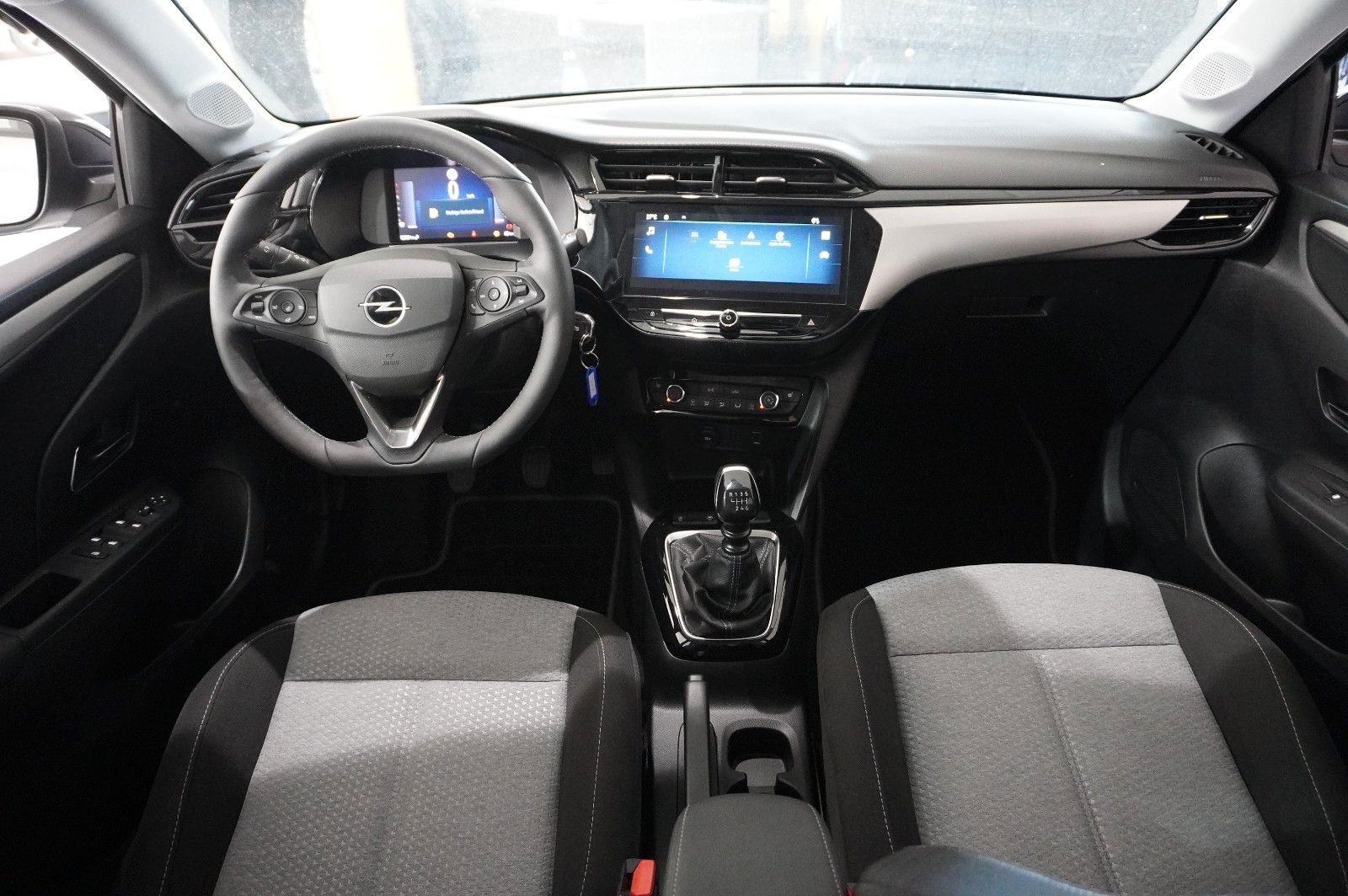 Fahrzeugabbildung Opel Corsa F 1.2 FACELIFT NAVI/LED/KAMERA/VIRTU./DAB+