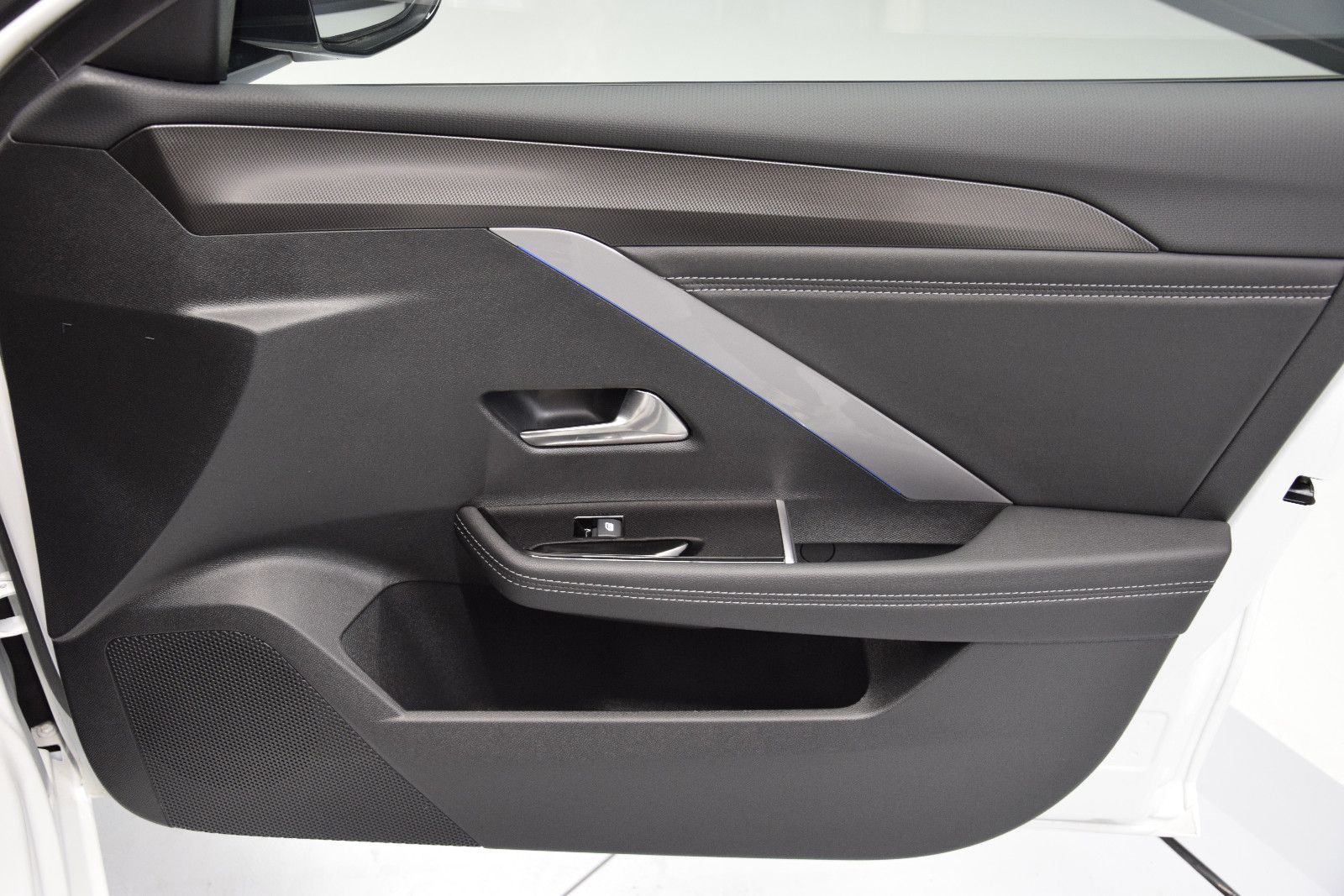 Fahrzeugabbildung Opel Astra L Sports Tourer GS 360° AHK Tempomat Pano