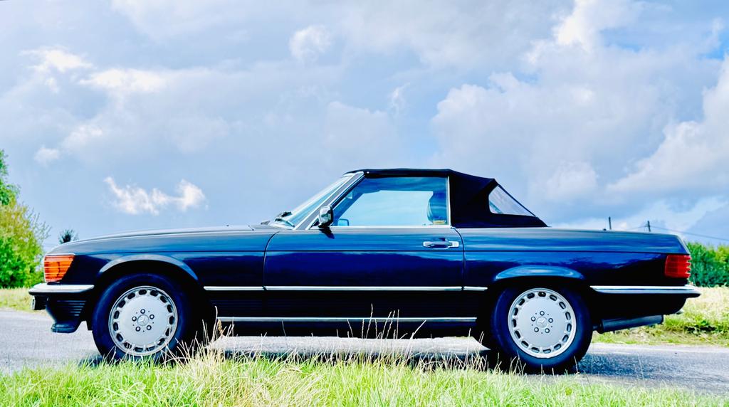 Mercedes-Benz SL 300