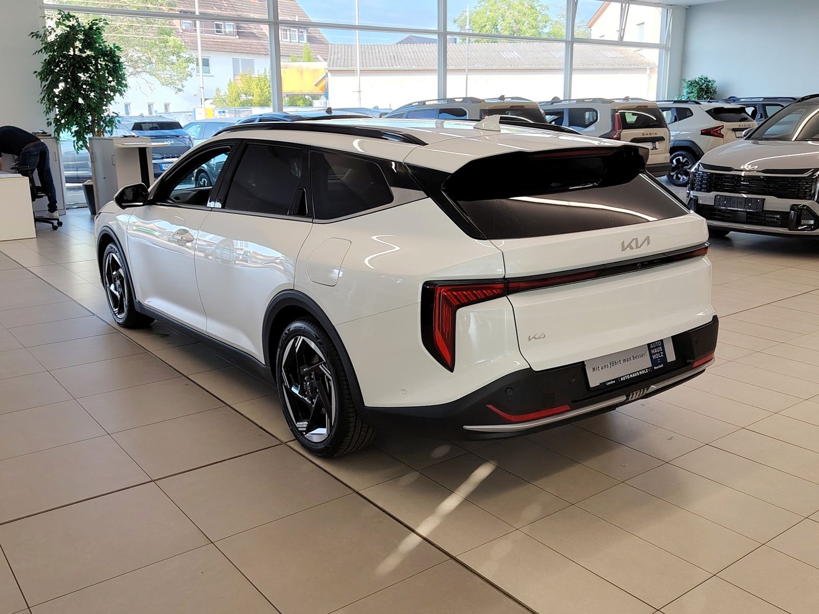 KIA K4 SW 1.6 T-GDI 150 DCT Spirit Harman/Kardon® – Bild 2