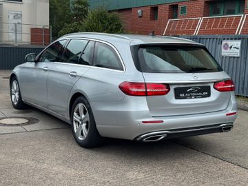 Mercedes E 220 - 7