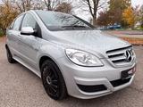 Mercedes-Benz B 200 AUTOMATIK*2.HAND-EURO 4-WR-TEMPOMAT* - gebrauchte Mercedes-Benz B-Klasse aus dem Jahr 2008