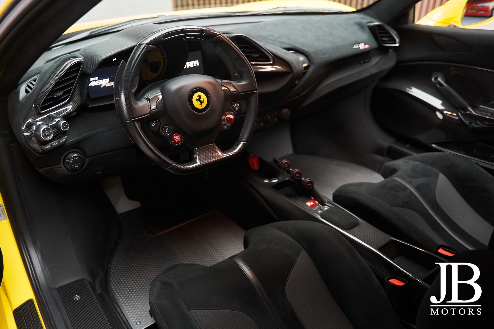 Fahrzeugabbildung Ferrari 488 Pista Racing Seats Lightweight Carbon German