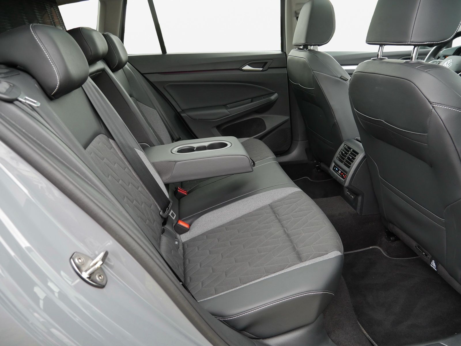 Volkswagen Golf - Bild 16