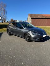 Volkswagen Golf 1.5 TSI ACT OPF Sondermodell IQ.DRIV