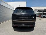 Land Rover Range Rover 4.4 P615 V8 MHEV SV Serenity SOFORT  - Land Rover Range Rover Se mit Benzin-Antrieb
