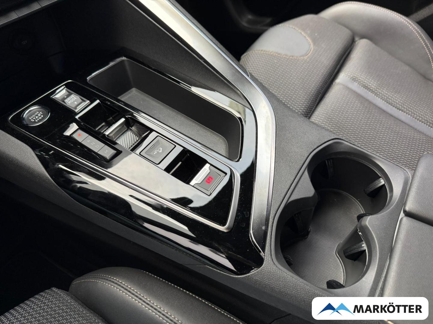 Peugeot 3008 GT ACC/BLIS/CAM/DAB/LED/NAVI/PDC/SHZ