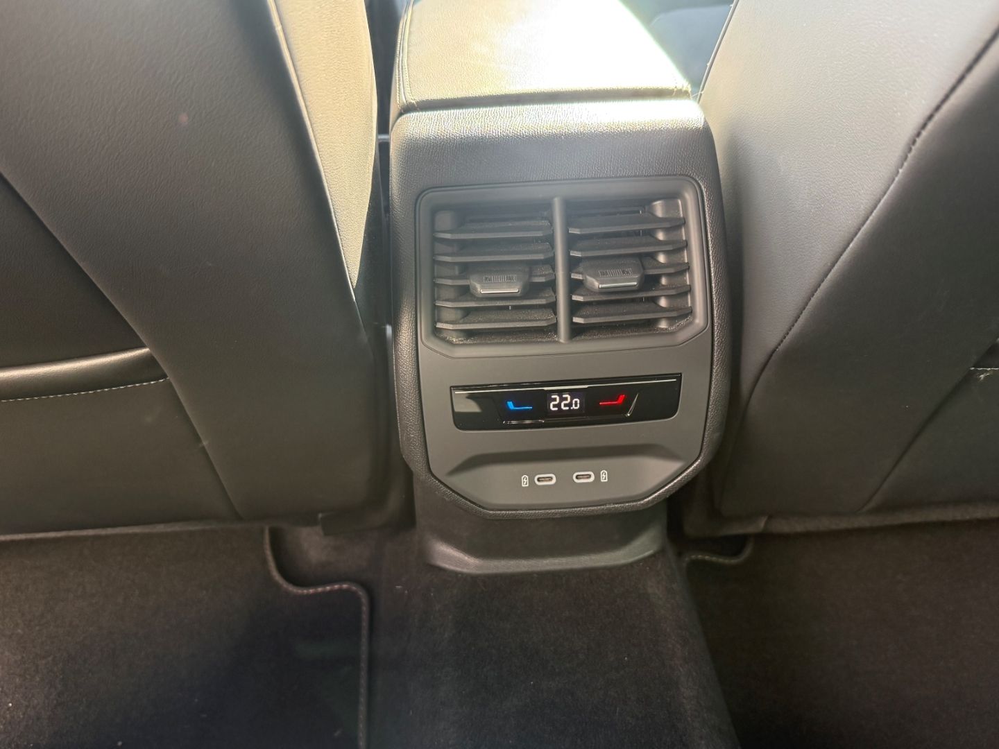 Fahrzeugabbildung CUPRA Formentor 1,4 e-Hybrid DSG ACC LED TWA RFK Navi