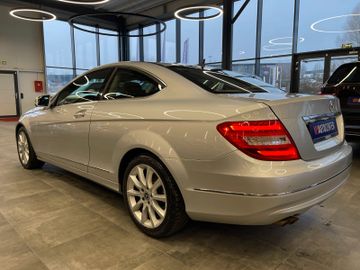 Mercedes-Benz C 180 Coupe CGI *Bi-XENON*PDC*NAVI*SHZ*