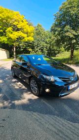 Toyota Auris 2.5 jahre Toyota rest Garantie - Toyota Auris Gebrauchtwagen in München