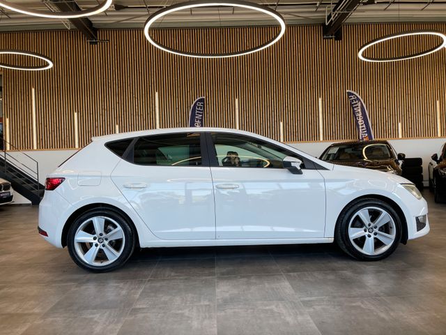 Seat Leon FR *2.Hand*Scheckheft*LED*