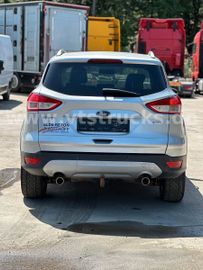 Ford Kuga - 5