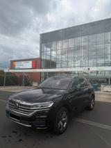 Volkswagen Touareg Elegance 4Motion - VW Touareg in Duisburg
